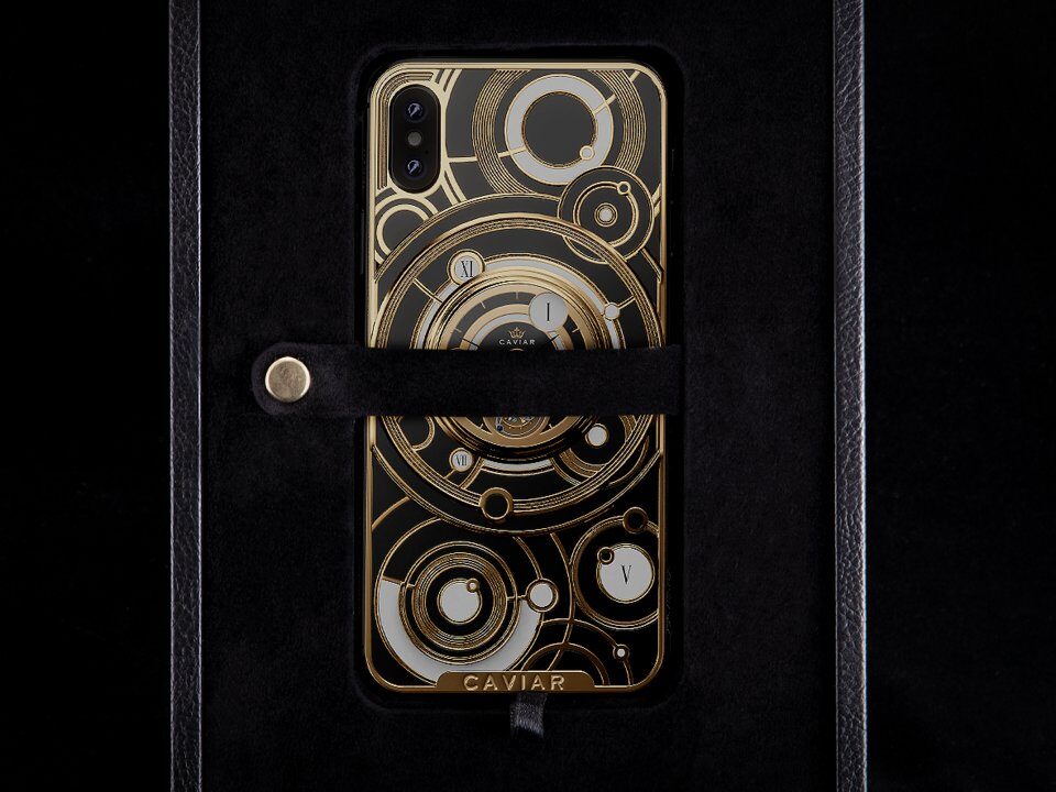 expensive-caviar-iphone-has8