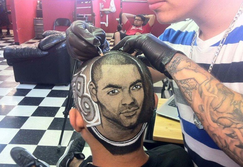 7. Роб стал знаменитостью после того, как фото прически с баскетболистом Тони Паркером разлетелось по интернету в 2012 году. На фото та самая прическа. 