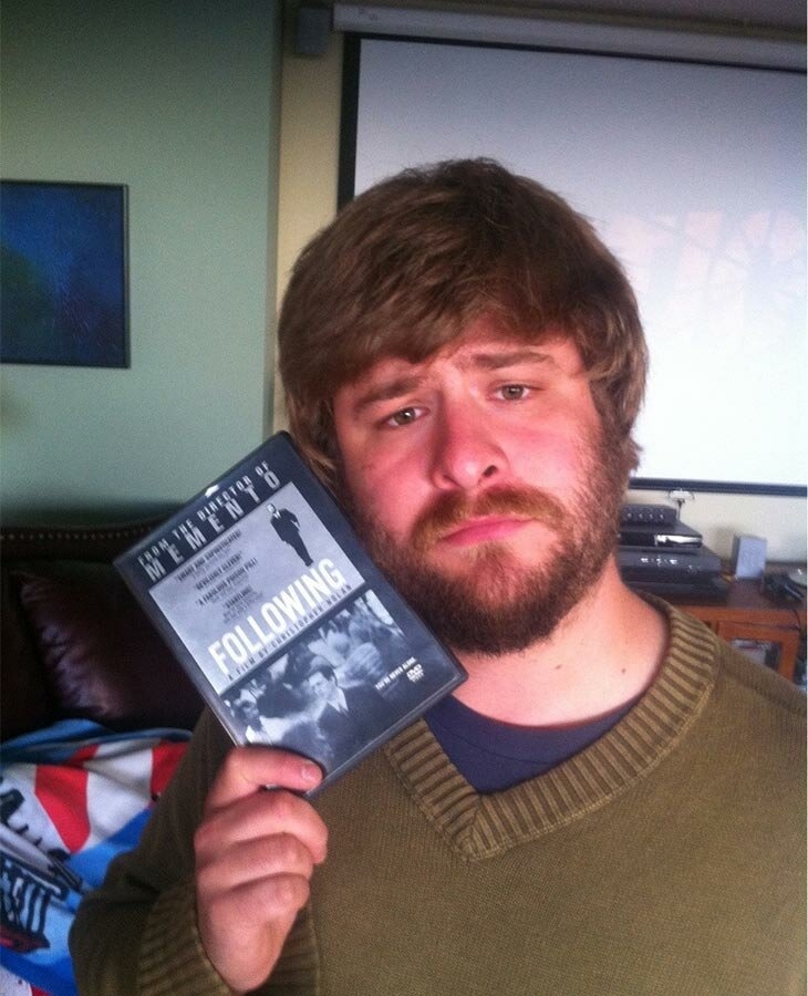 4. Фотографируйте друзей, которым даете диски или книги. Так вы точно не забудете, у кого сейчас ваш любимый альбом.