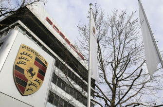 photos-inside-the-porsche1