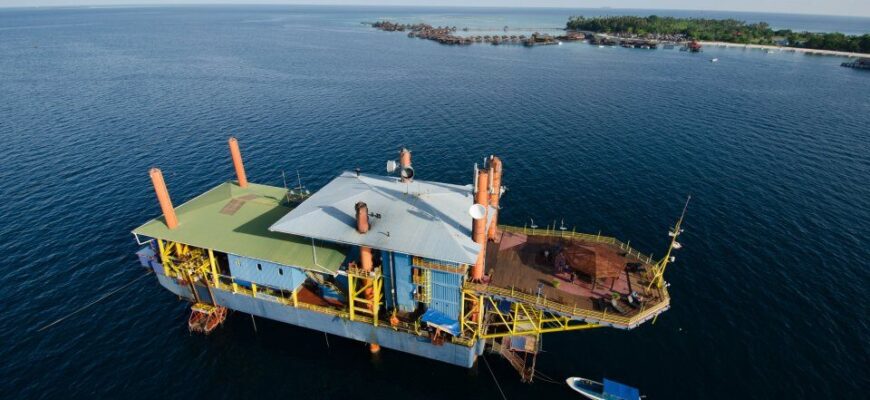 staraya-burovaya-platforma-seaventures-dive-rig-3